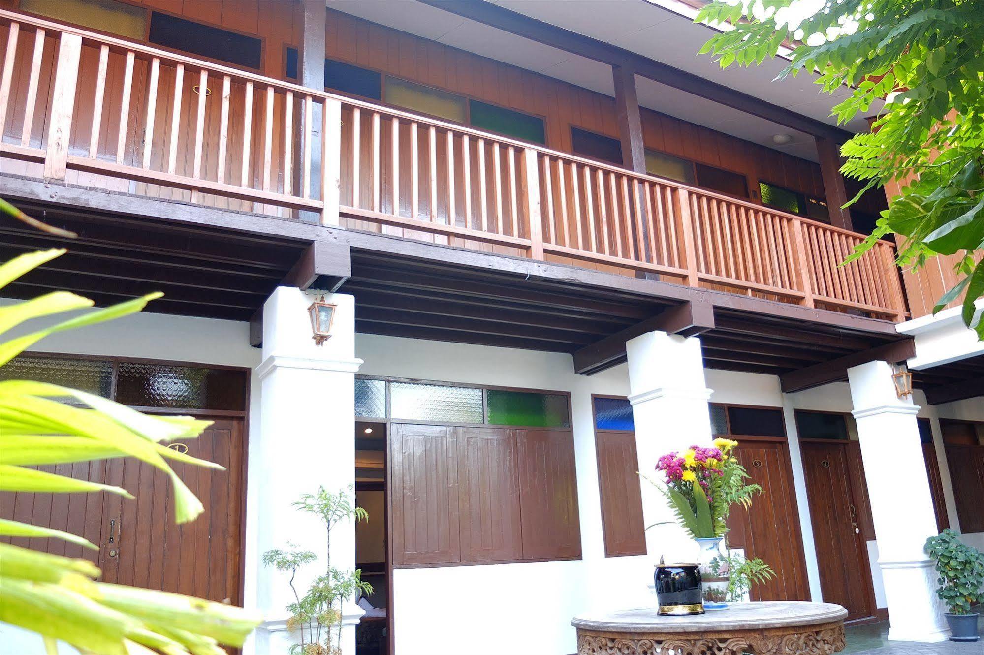 Ở trọ Baanlek Chiang Mai