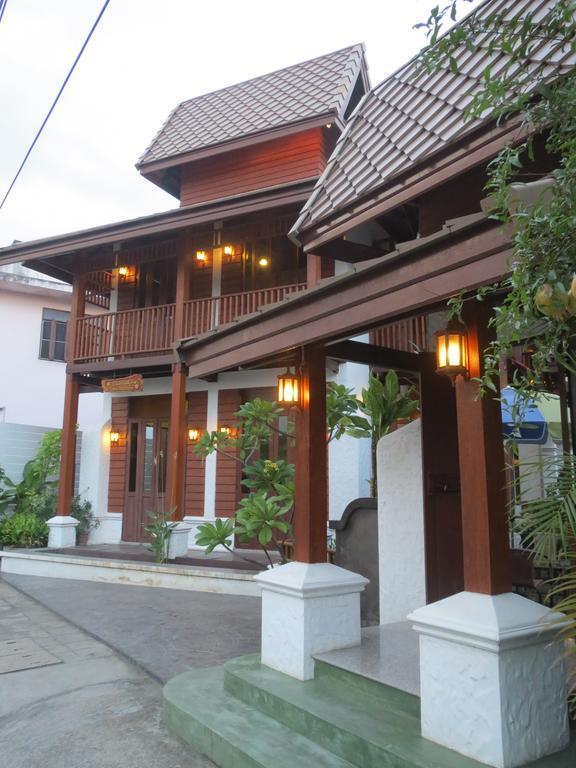 Homestay Baanlek